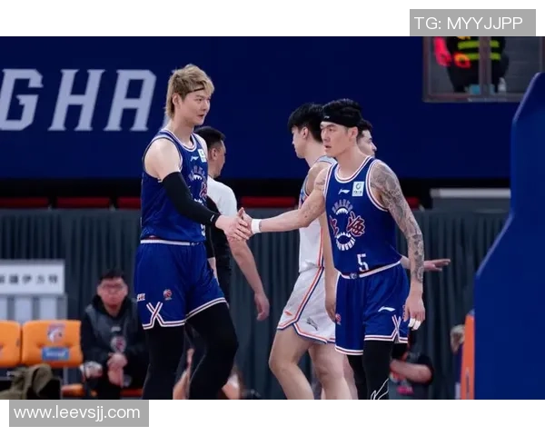 西班牙男篮与奥大利激战正酣谁能在这场对决中笑到最后